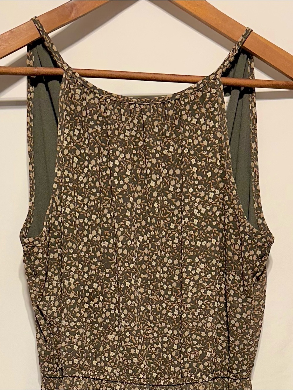 Apricot Floral Midi Dress US 8 Olive Tie Back Tiered Ruffle Sleeveless - Picture 3 of 9